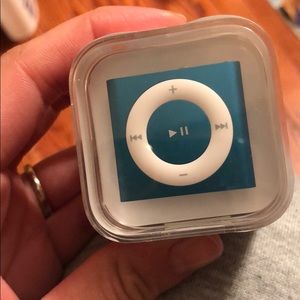 IPOD SHUFFLE brand new !!!